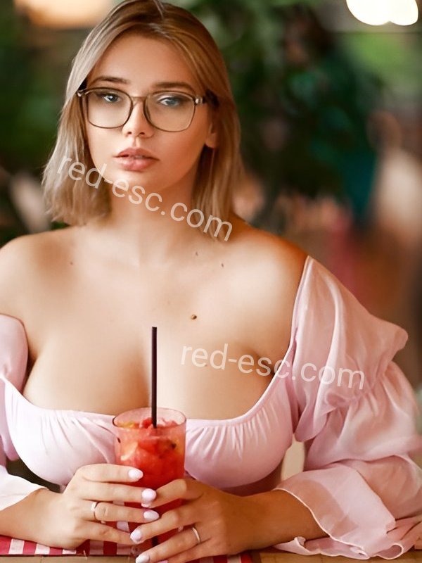Женя — Углич